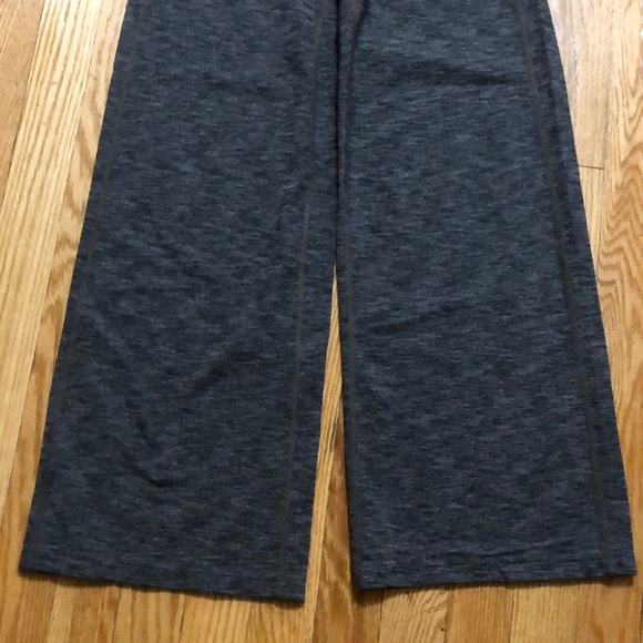 Athleta Yoga Pants - Picture 3 of 8